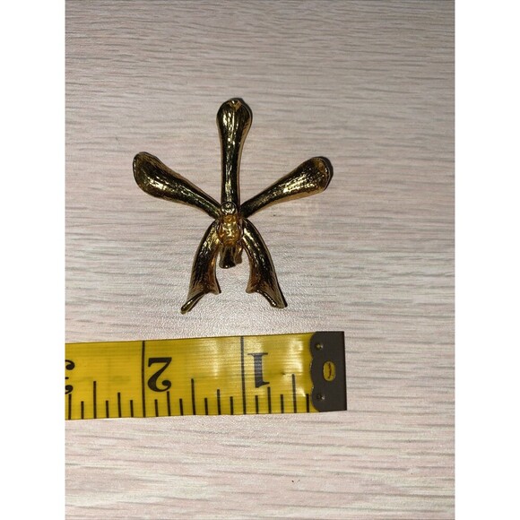 RISIS Gold Plated Orchid Brooch Or Pendant - Picture 6 of 11